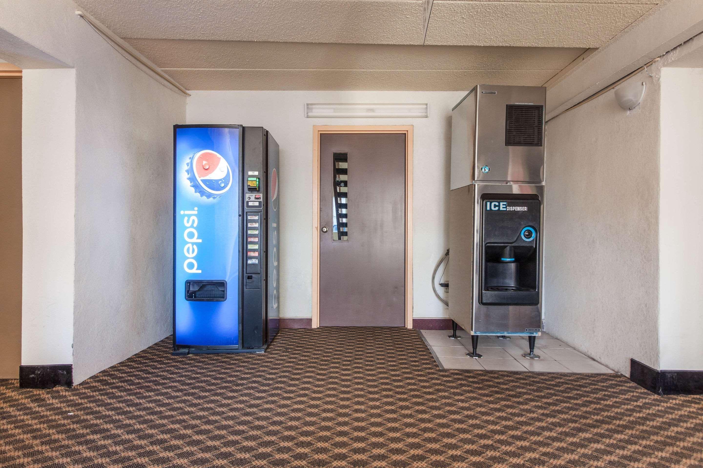 Econo Lodge Lexington Eksteriør bilde